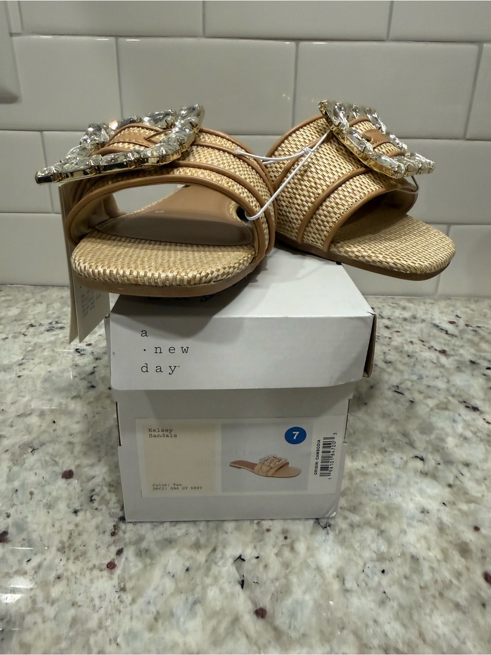 a new day Kelsey Tan Straw Look Slide Sandals with Crystal Buckles Size 7 - NIB - Picture 4 of 13
